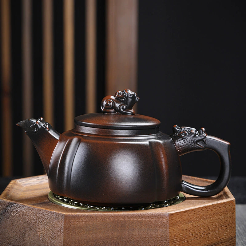 Purple pottery retro Pixiu teapot