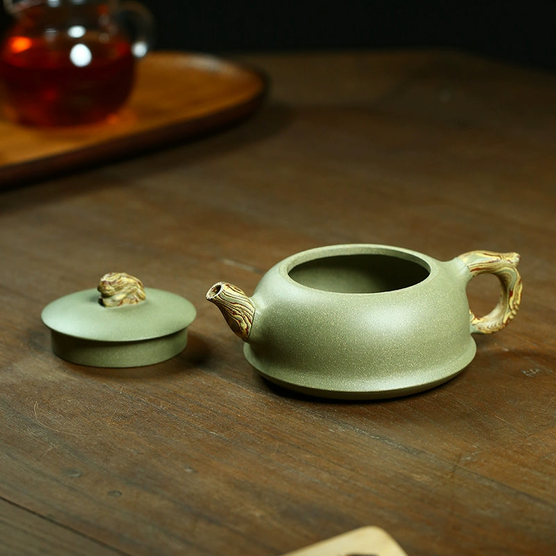 Bean green sand twisted mud teapot