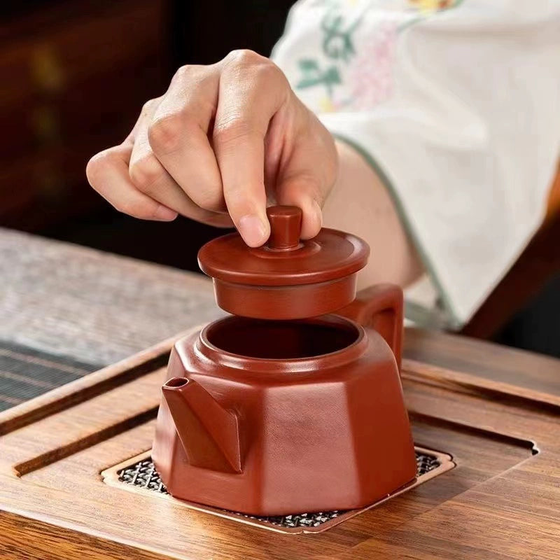 Master Zhang Meiqiong's Yixing original purple clay Fengming teapot